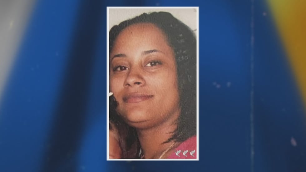 Tessa Jeffrey, 41, was killed during a 3 car crash in north Phoenix.