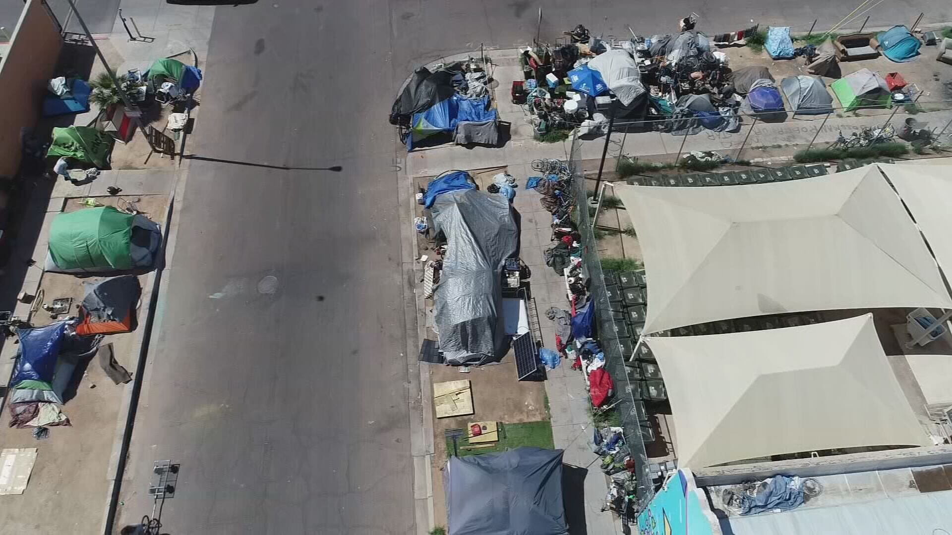 Phoenix makes it illegal to camp near schools, parks - Vimarsana News